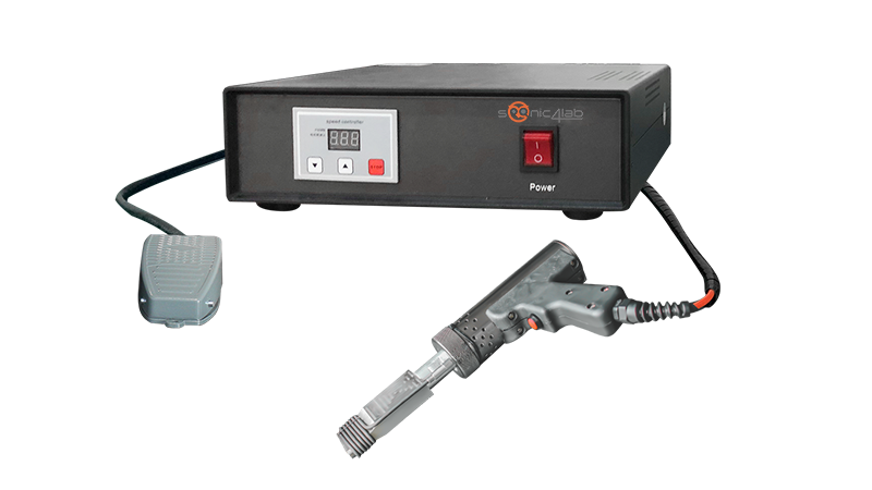 Soldering iron for heat sink soldering